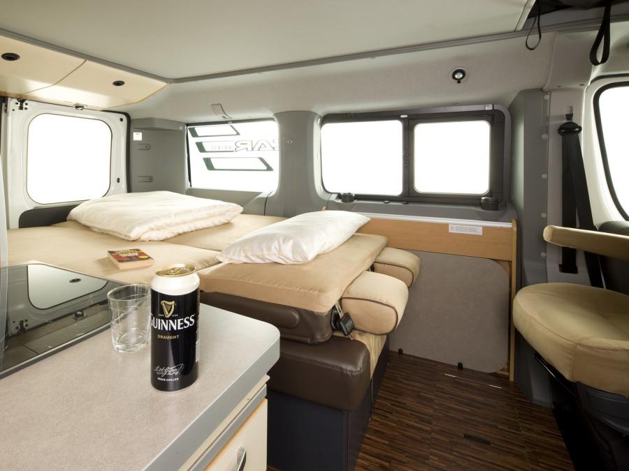 Интерьер Hymer Car 302 SportLine 2010 года  (фото 2 из 8)